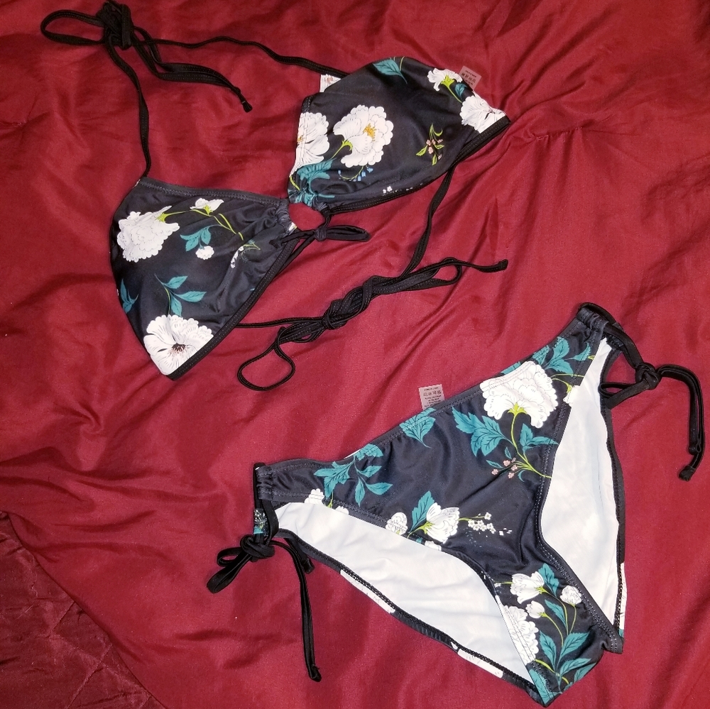 New XL Bikini Set